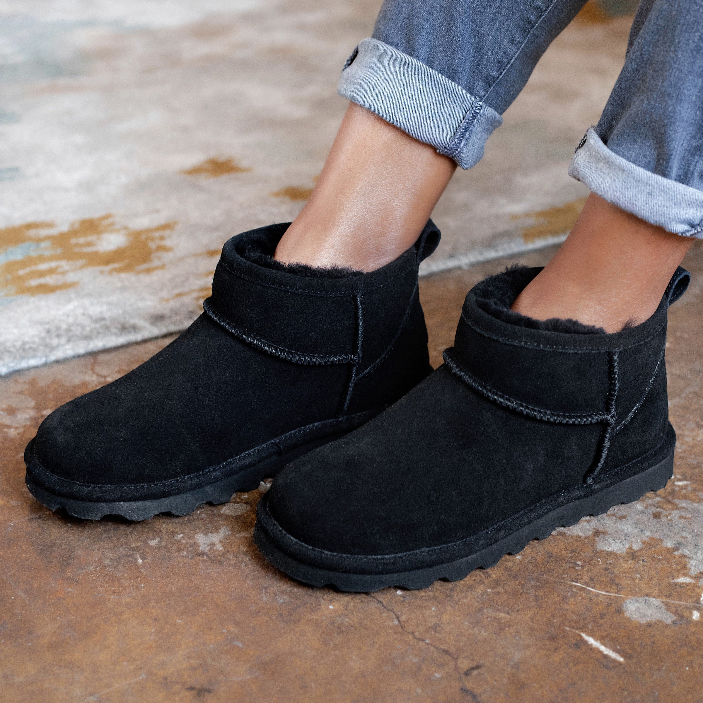 Bearpaws black sale